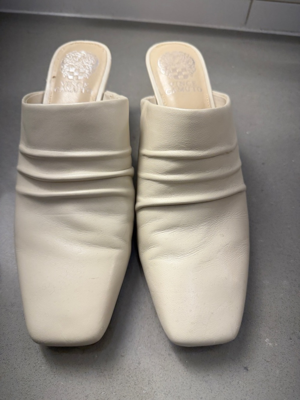 Vince Camuto Cream Ruched Leather Slip-On Mules